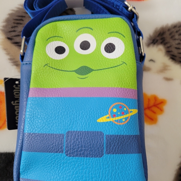 Disney Bags Disney Crossbody Bag Poshmark